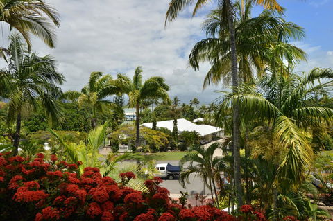 Club Tropical Resort - Official Onsite Reception & Check In - Hobart Tourism 35