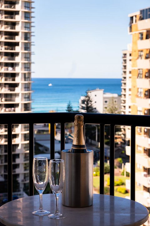 The Island Gold Coast - Tourism TAS 19