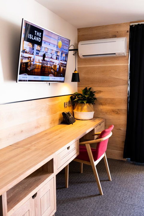 The Island Gold Coast - Tourism TAS 18