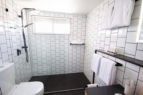 The Island Gold Coast - Tourism TAS 3