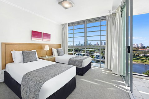 ULTIQA Freshwater Point Resort - Tourism TAS 14