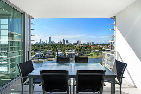 ULTIQA Freshwater Point Resort - Tourism TAS 40