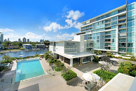 ULTIQA Freshwater Point Resort - Tourism TAS 5
