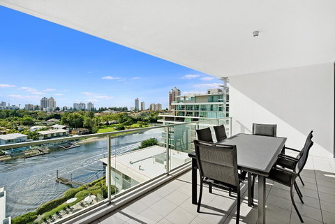 ULTIQA Freshwater Point Resort - Tourism TAS 34