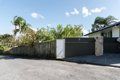 Private Guest Suite High On Currumbin Hill - Hobart Tourism 29