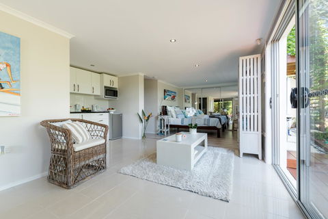 Private Guest Suite High On Currumbin Hill - Hobart Tourism 9