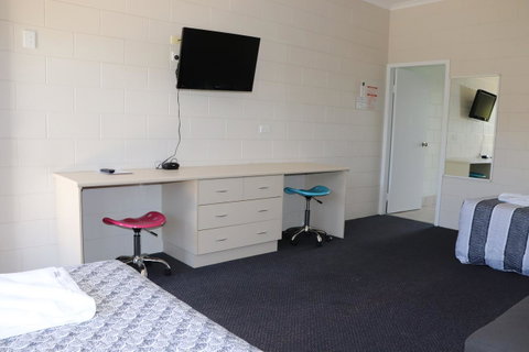 YAL Cairns - A Motel That Makes A Difference - Tourism TAS 21