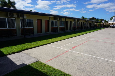 YAL Cairns - A Motel That Makes A Difference - Tourism TAS 41