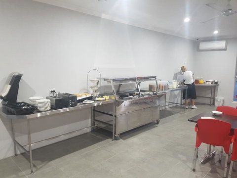 YAL Cairns - A Motel That Makes A Difference - Tourism TAS 15