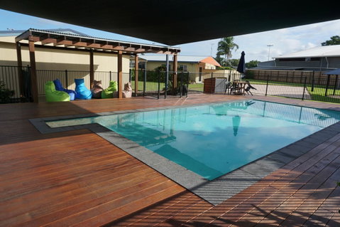 YAL Cairns - A Motel That Makes A Difference - Tourism TAS 0