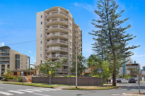 Wharf Boutique Apartments - Hobart Tourism 0
