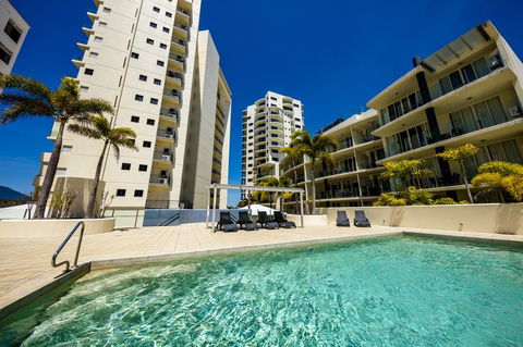 Jack And Newell Holiday Apartments - Hobart Tourism 9