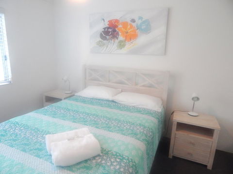 Tranquil Shores - Hobart Tourism 9