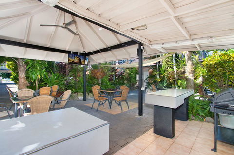 Cairns City Palms - Hobart Tourism 31