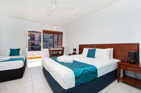 Cairns City Palms - Hobart Tourism 28