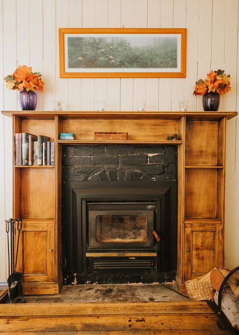 Apple Blossom Cottages - Hobart Tourism 5