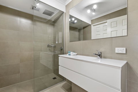 Dockside Apartments Mooloolaba - Tourism TAS 22