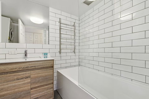 Dockside Apartments Mooloolaba - Tourism TAS 3