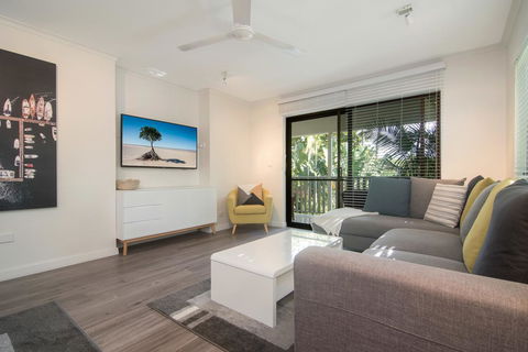 Tropical Reef Apartments - Hobart Tourism 5