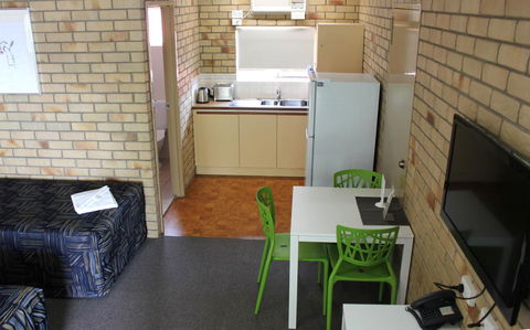 City Motor Inn - Hobart Tourism 13