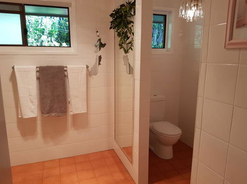 Manitzky Magic -B&B Home With Heart - Hobart Tourism 6