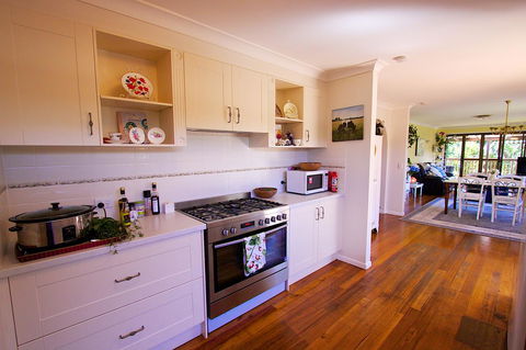Manitzky Magic -B&B Home With Heart - Hobart Tourism 15