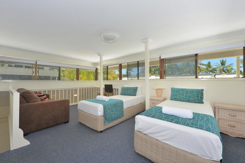 Driftwood Mantaray - Official Onsite Reception And Check In - Hobart Tourism 23
