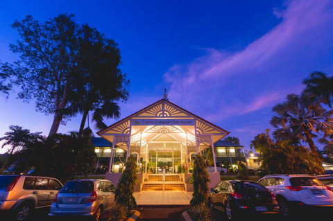 Cairns Colonial Club Resort - Hobart Tourism 14