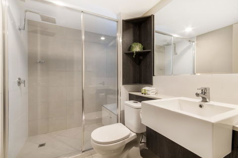Sunshine Tower Hotel - Hobart Tourism 7
