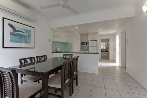Tropical Nites Holiday Townhouses - Hobart Tourism 25