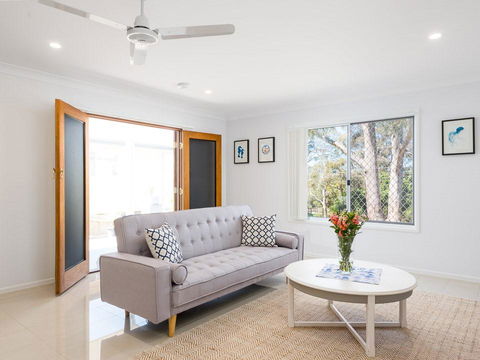 Briz Stays - Whites Road - Tourism TAS 4
