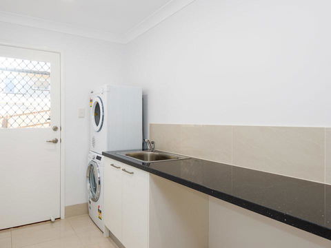 Briz Stays - Whites Road - Tourism TAS 1