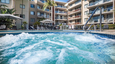 Swell Resort Burleigh Heads - Hobart Tourism 12