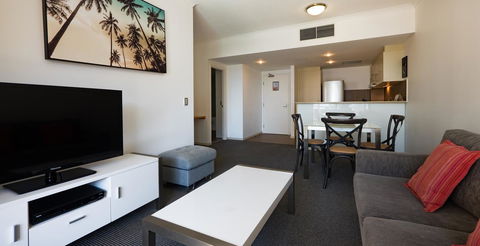 Swell Resort Burleigh Heads - Hobart Tourism 21