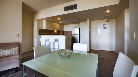Swell Resort Burleigh Heads - Hobart Tourism 36