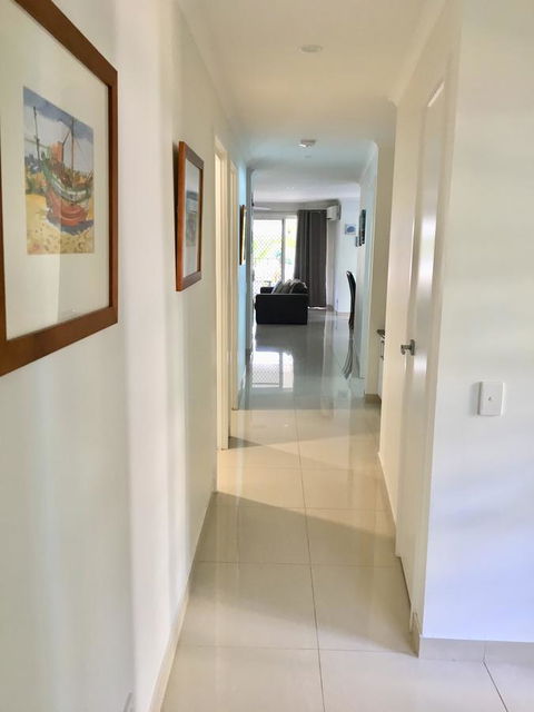 CHA Private Apts Diamond Beach - Hobart Tourism 21