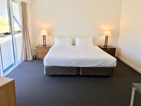 CHA Private Apts Diamond Beach - Hobart Tourism 6