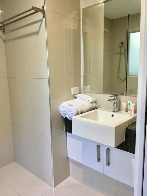CHA Private Apts Diamond Beach - Hobart Tourism 13