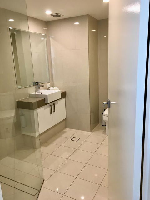 CHA Private Apts Diamond Beach - Hobart Tourism 4