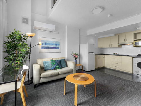 Central Brunswick Apartment Hotel - Hobart Tourism 16