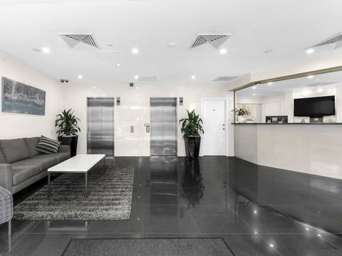 Central Brunswick Apartment Hotel - Hobart Tourism 25