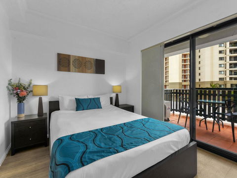 Central Brunswick Apartment Hotel - Hobart Tourism 2