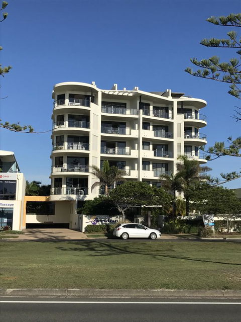 Meridian Alex Beach Apartments - Tourism TAS 0