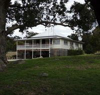 Loughmore House - Hobart Tourism