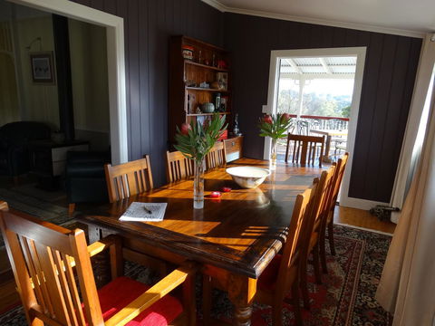 Loughmore House - Hobart Tourism 4