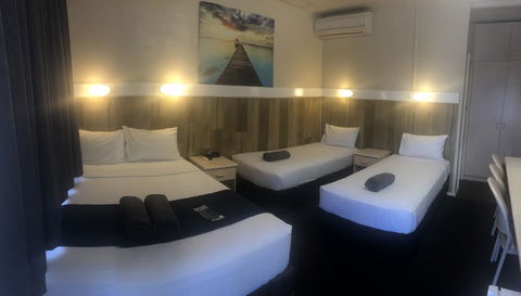 Wattle Tree Motel - Tourism TAS 3