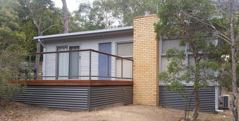 Wattletree Cottage - Hobart Tourism 0
