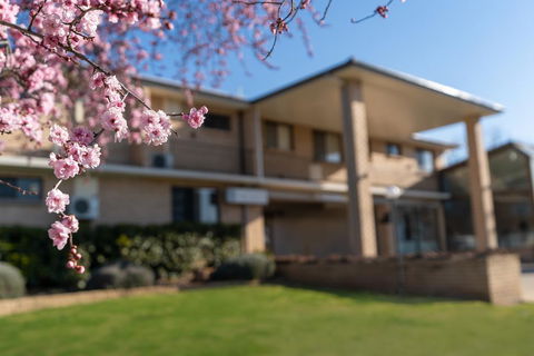 West End Motor Lodge - Hobart Tourism 3