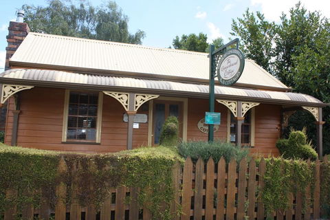 Westbury Gingerbread Cottages - Tourism TAS 2