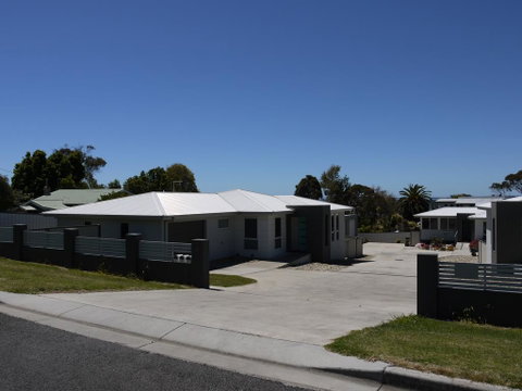 Westwood Villas - Bridport - Tourism TAS 1